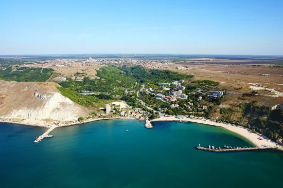 От Кaварна